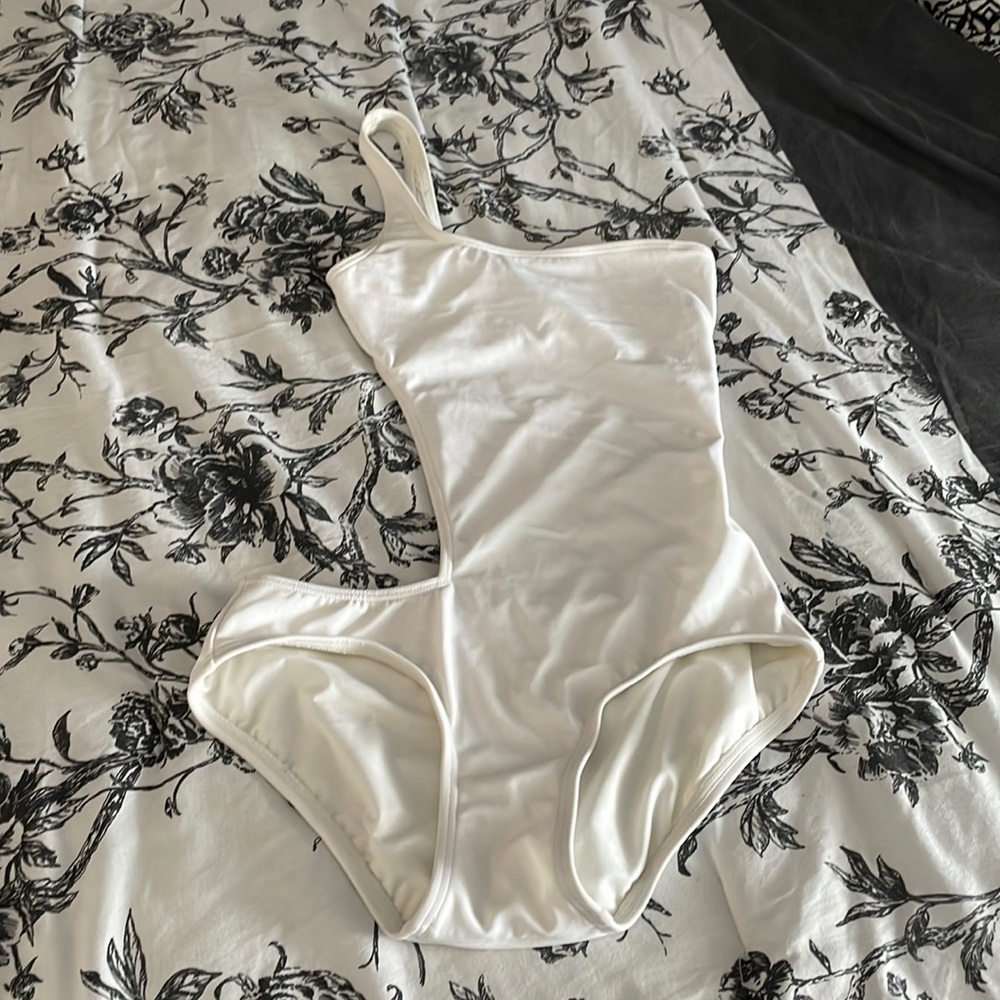 Dkny cut out one piece